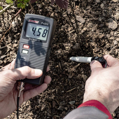 pН-метр Voltcraft PH-212 (0...14 pH) с острым электродом